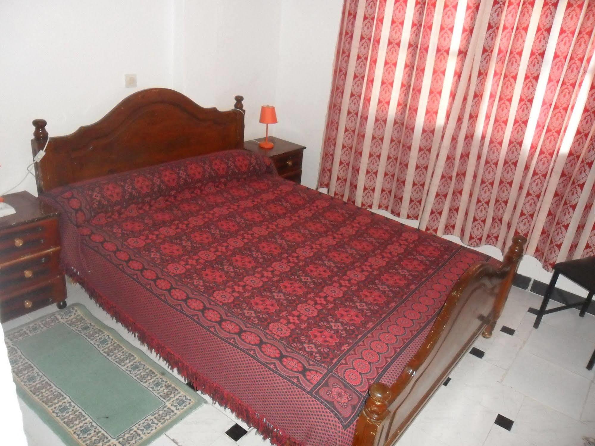 Hotel Zouar Чефчауен Екстериор снимка